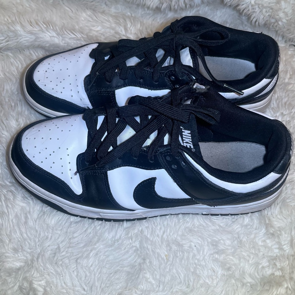 Nike low panda men’s Black and White Athletic sneakers size 9 - Picture 5 of 8